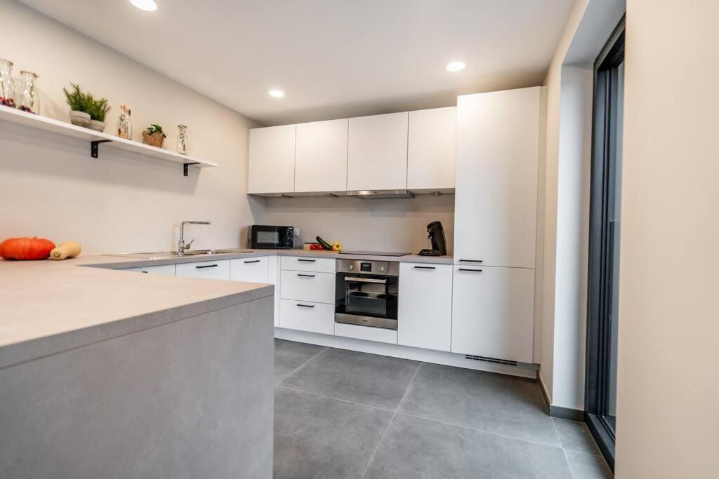 L'Appart Leon, Avec Sauna Liege Bagian luar foto